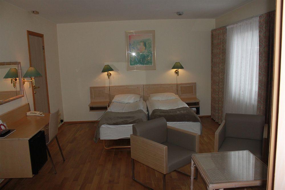 Hotel Mitt & 3*